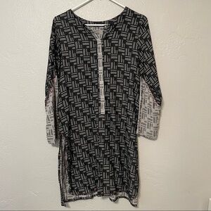 J. Pret Abstract Lagenlook Tunic Top
